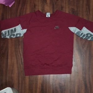 Nike SB sweater